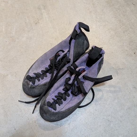 5 10 Other - 5 10 Stealth C4 Climbing Shoes Faded Purple Men's 7.5 Lace Up